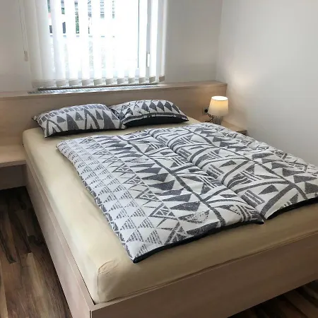 Apartmaji Dolgi Most