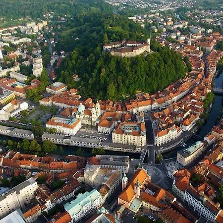 Apartmaji Dolgi Most Ljubljana